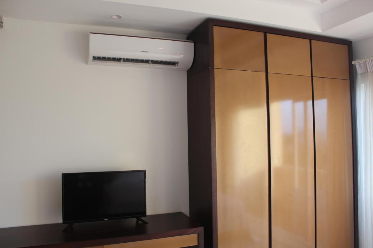 Ocean Breeze Sea View Luxury Apartments Negombo Exterior photo