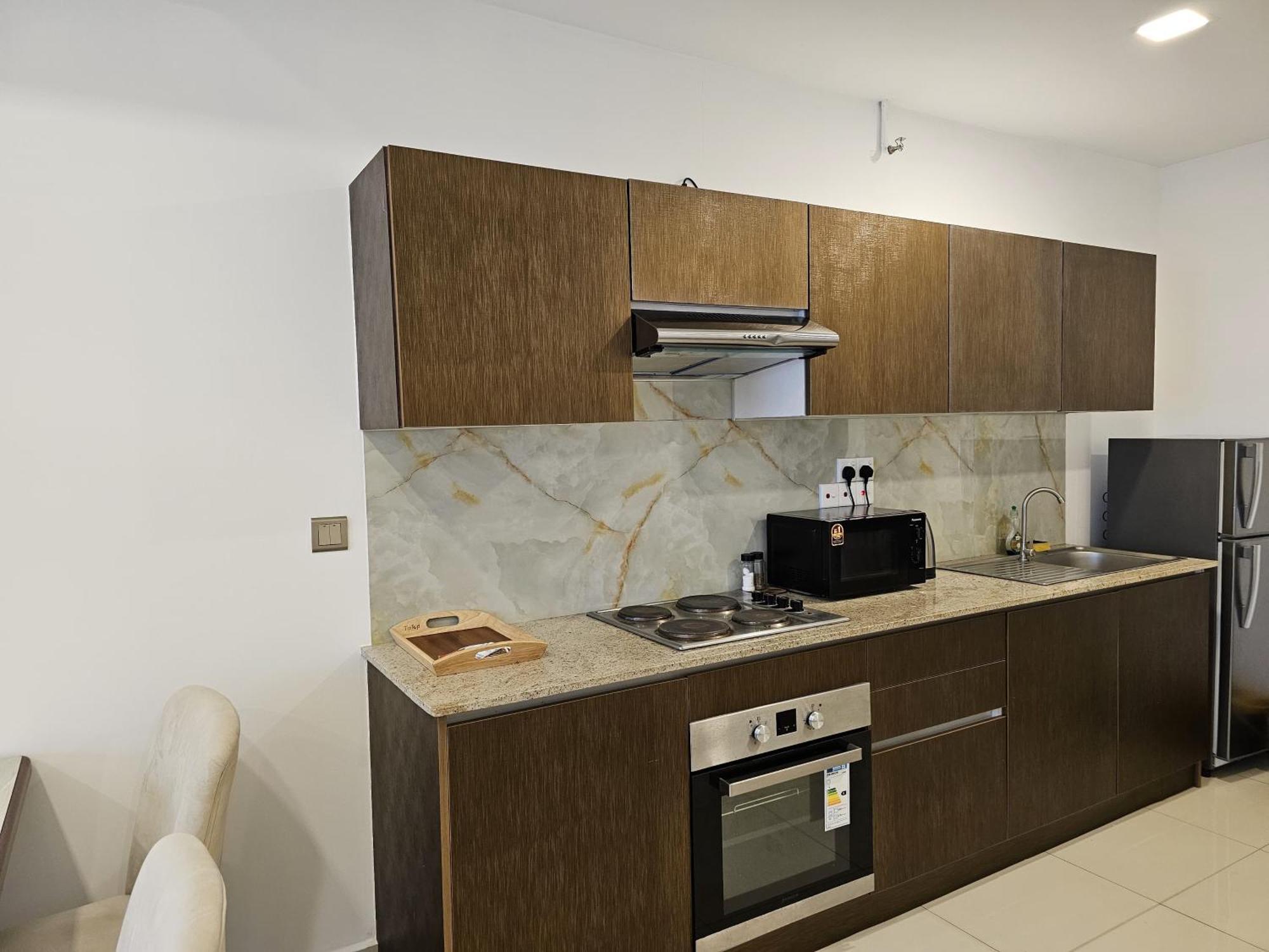 Ocean Breeze Sea View Luxury Apartments Negombo Exterior photo